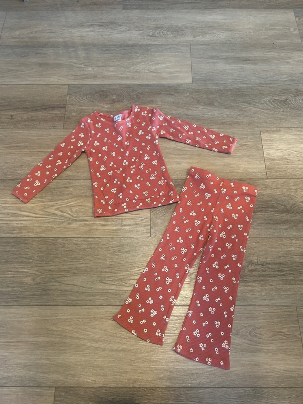 NWOT Nicole Miller Girls' Coral Floral Matching Set Size 4